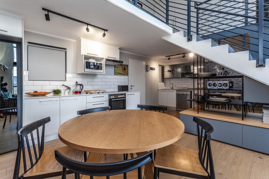 2 Bedroom Property for Sale in Woodstock Western Cape